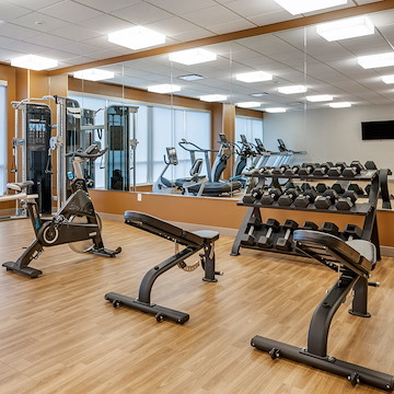 Does Cambria Hotel Louisville have a fitness center?